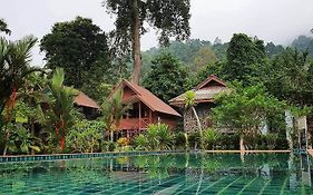 Malulee Khaosok Resort