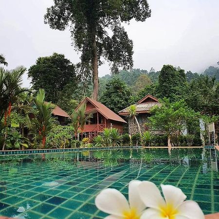 Malulee Khaosok Resort Khao Sok National Park Exterior foto